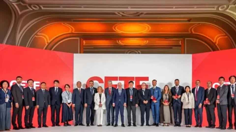 爱游戏app
董事长张建勇出席中欧人才论坛：携手迎接智能时代，共谋产业创新发展